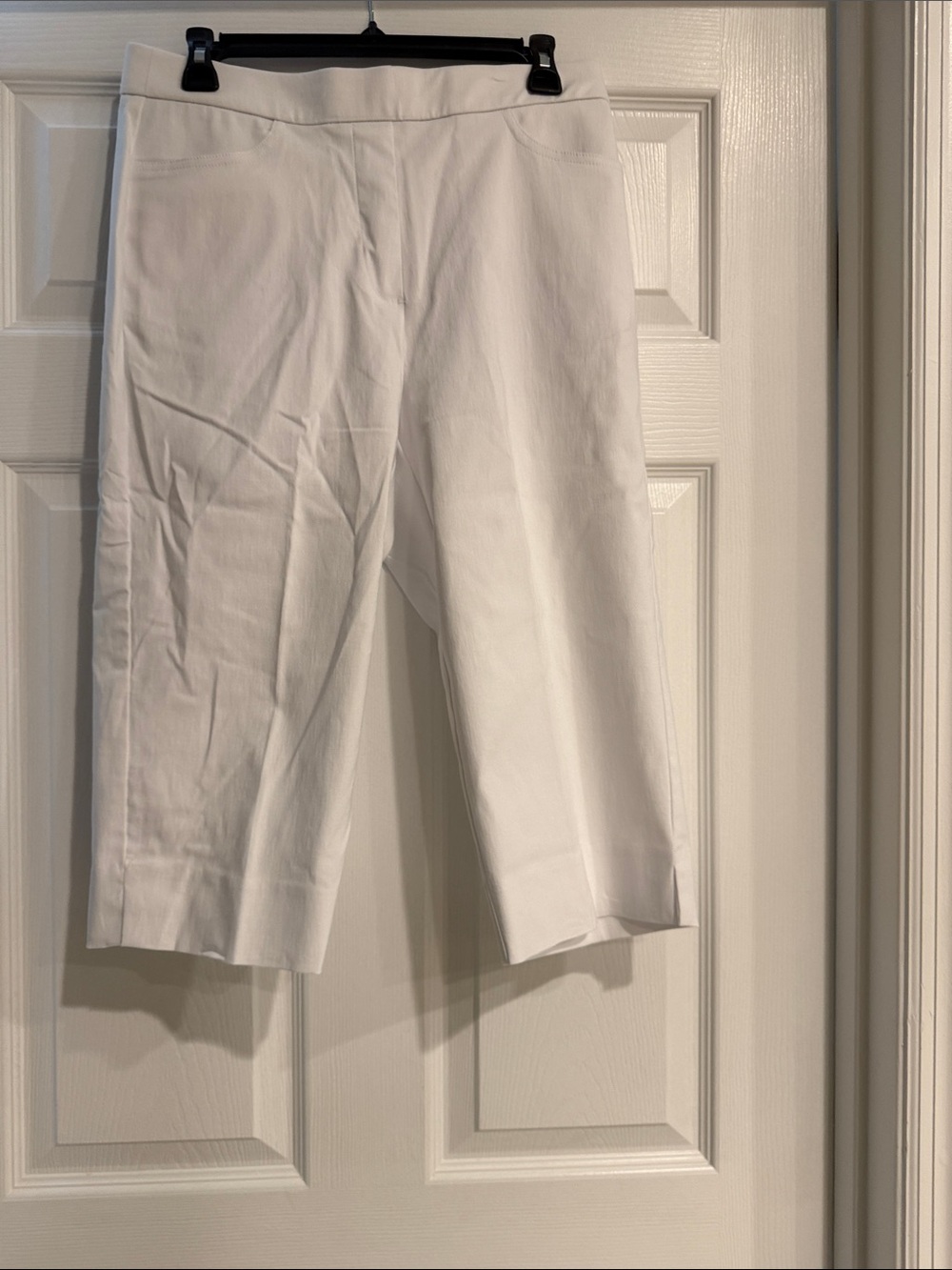 Alfred Dunner White Cropped Capris